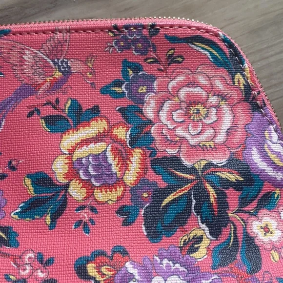 Two Adorable Small Bags/Clutch Bundle - Picture 7 of 8